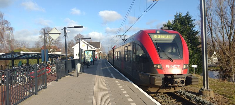 GTW van R-NET op het station