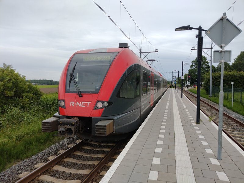 GTW van R-NET op het station