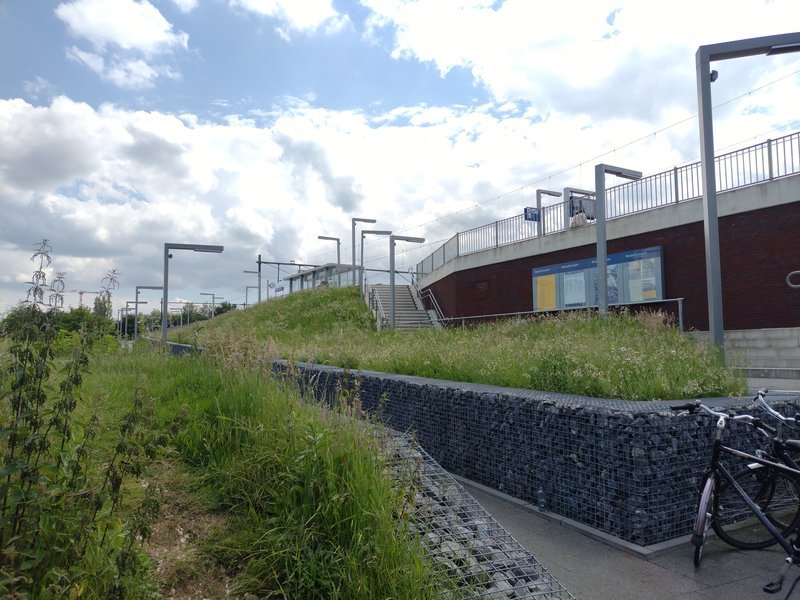 De toegang naar spoor 4 in 2024