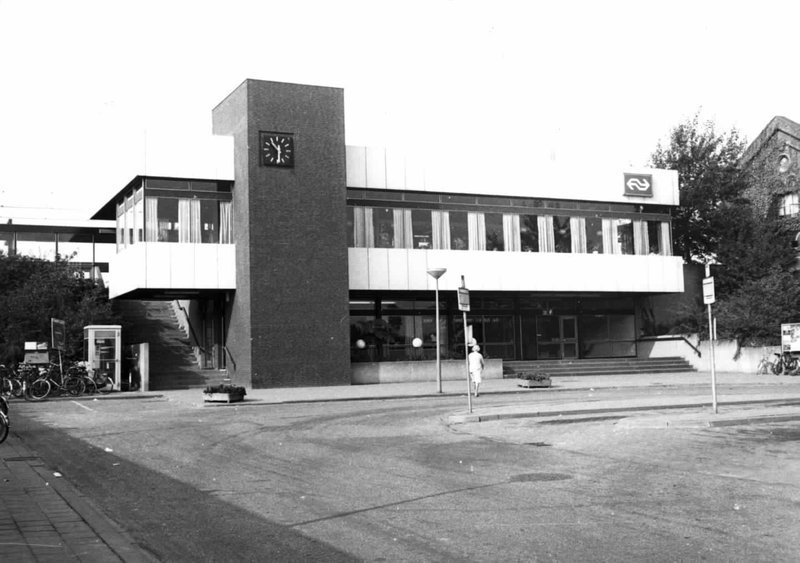 Station in de periode 1979-1981