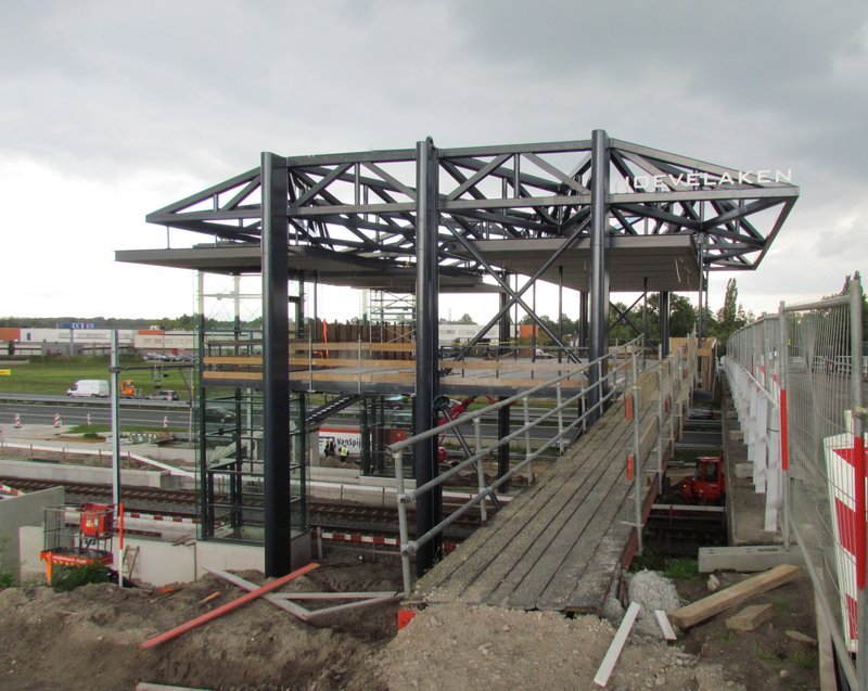 Station in aanbouw