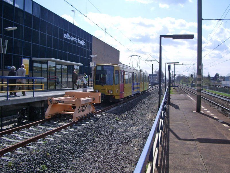 De tram naar Castellum vertrekt van spoor 3.