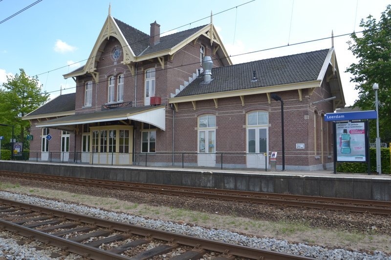Het oude stationsgebouw
