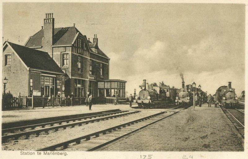 Station rond 1920-1935