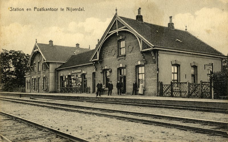 Station rond 1920-1928