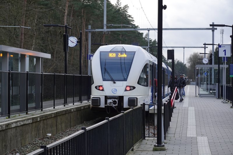 Arriva FLIRT op het station