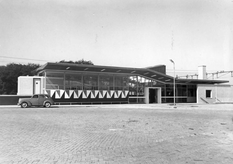 Station Santpoort Noord in 1958