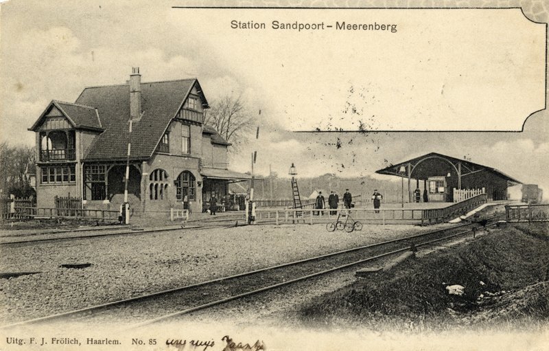 Het station tussen 1898 en 1903