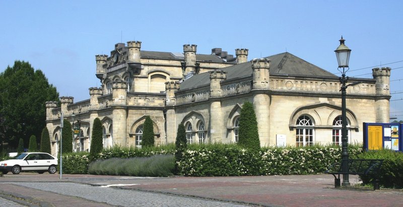 Stationsplein oostzijde