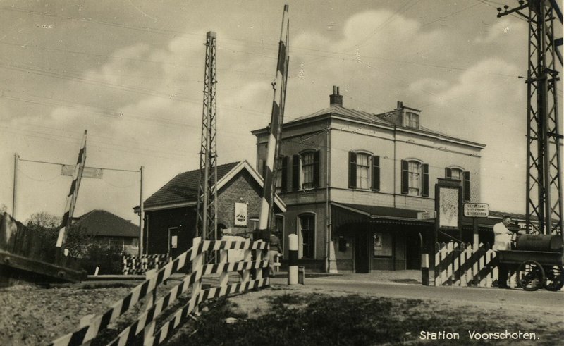 Station Voorschoten tussen 1930 en 1940